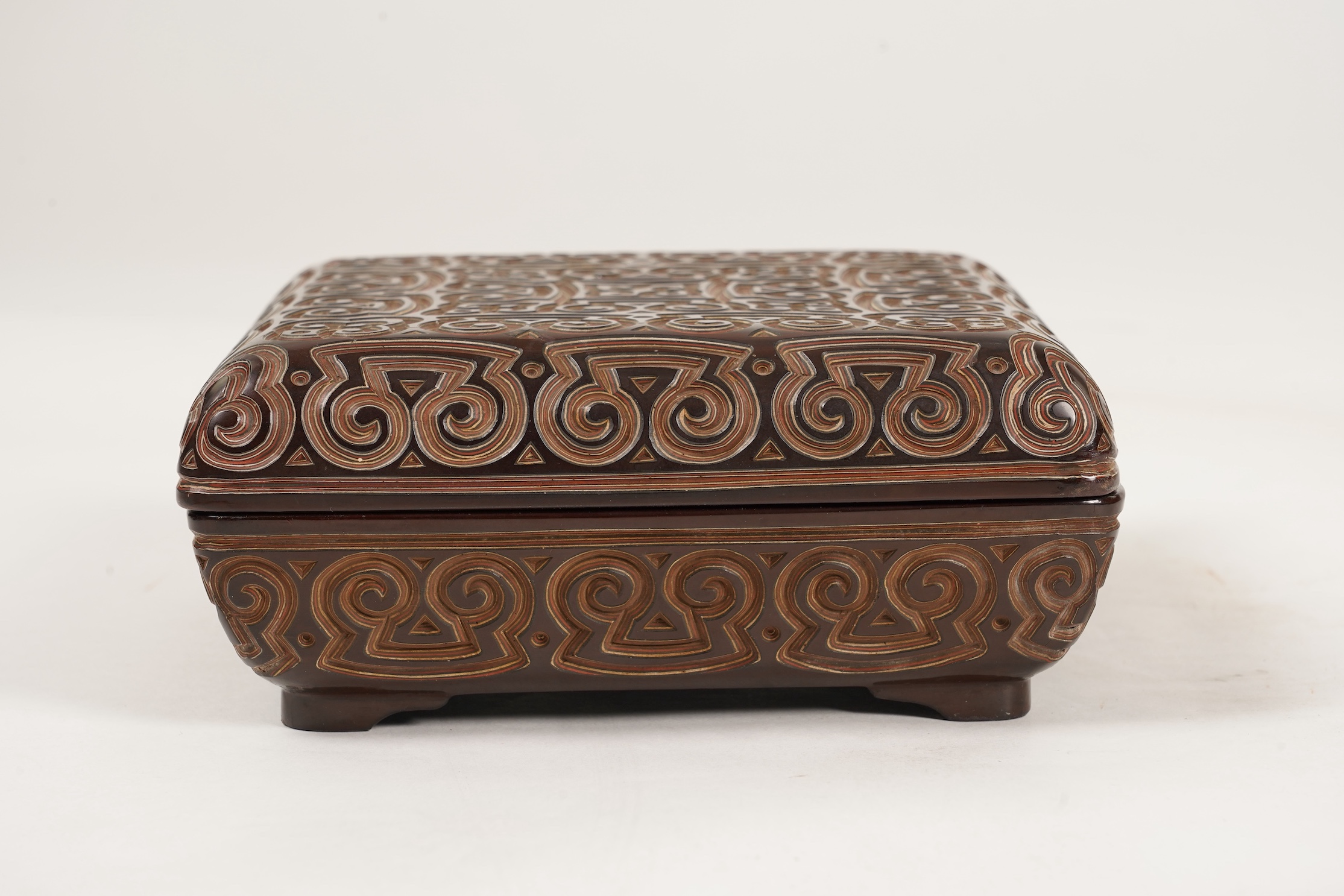 A Chinese tixi lacquer square box and cover, 17th/18th century